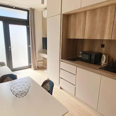 Apartment Girasole - Self Check In Zadar