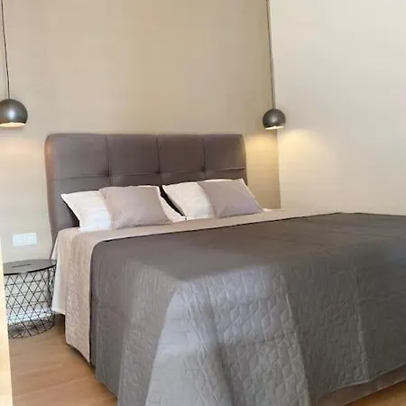 Girasole - Self Check In Zara